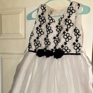 BEAUTIFUL GIRLS SZ 14 DRESS